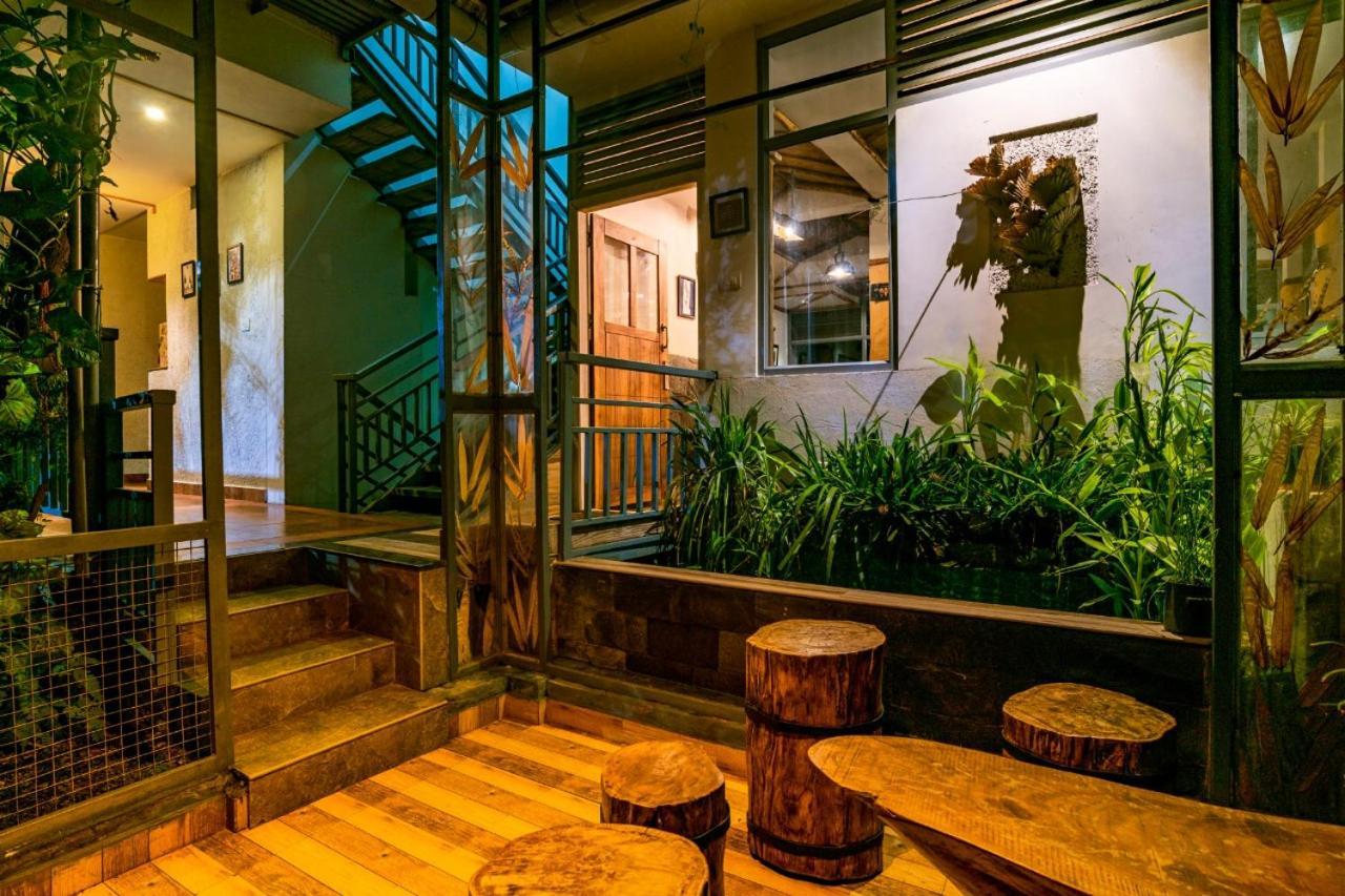 Mistletoe Homestay & Cafe Munnar Exterior photo