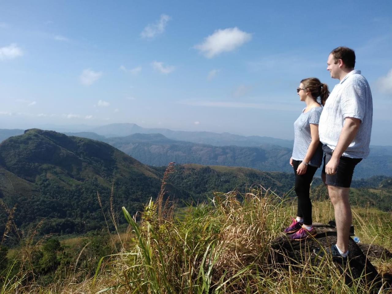 Mistletoe Homestay & Cafe Munnar Exterior photo