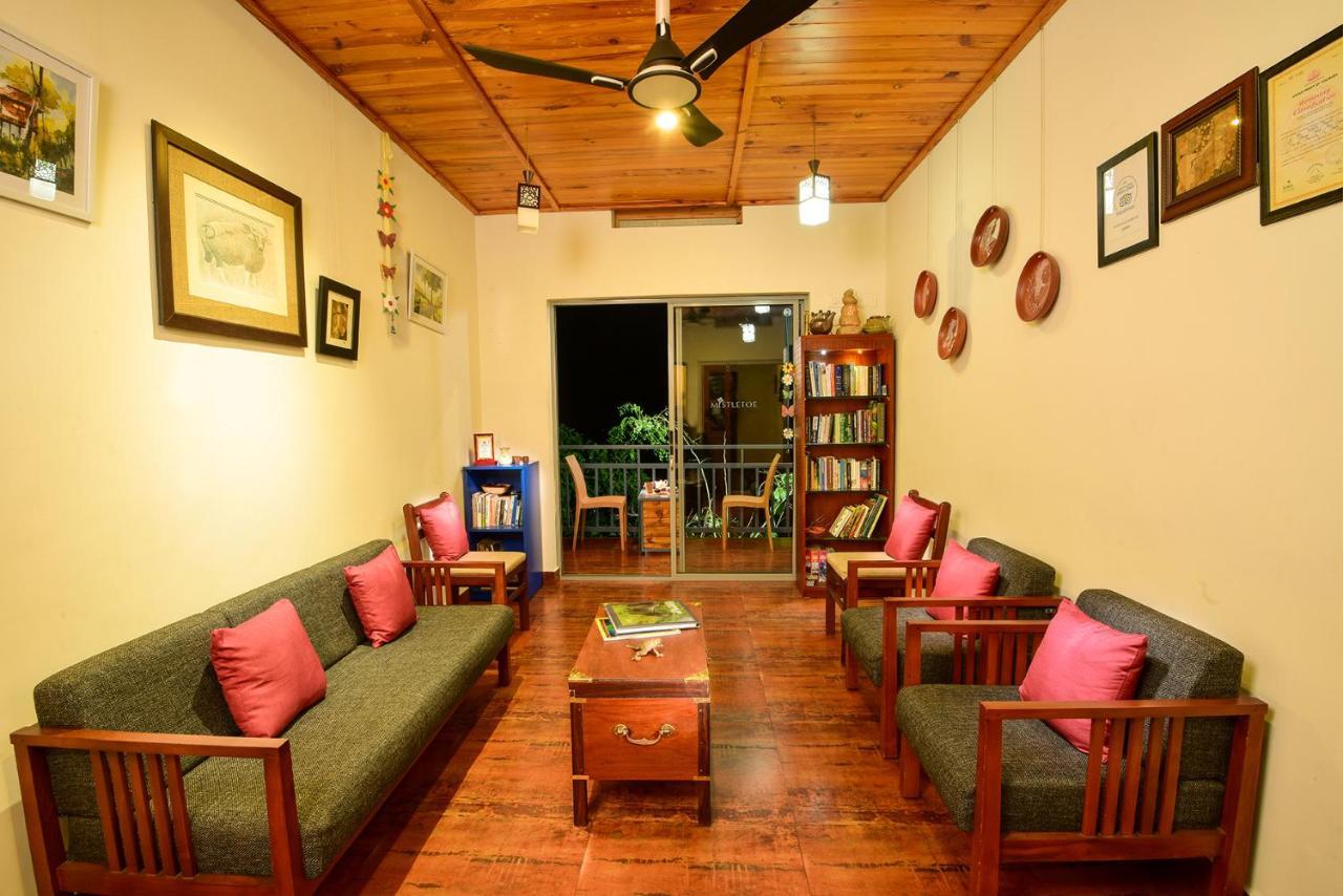 Mistletoe Homestay & Cafe Munnar Exterior photo